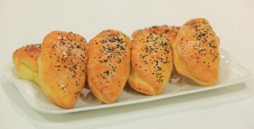 نص كيلو دقيق وتعملي أحلى بوريك بالجبنة بعجينة قطنية زي الأفران