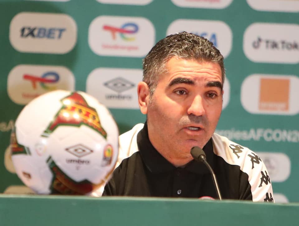 مدرب منتخب تونس بعد الهزيمة من ناميبيا: "الأرجنتين فازت بكأس العالم بعد الهزيمة من السعودية" 5 مدرب منتخب تونس بعد الهزيمة من ناميبيا: “الأرجنتين فازت بكأس العالم بعد الهزيمة من السعودية”