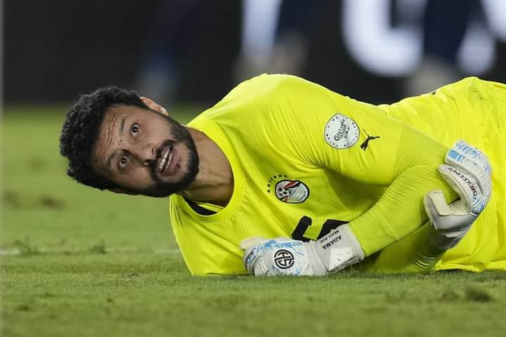الاتحاد المصري يعلن تفاصيل إصابة محمد الشناوي