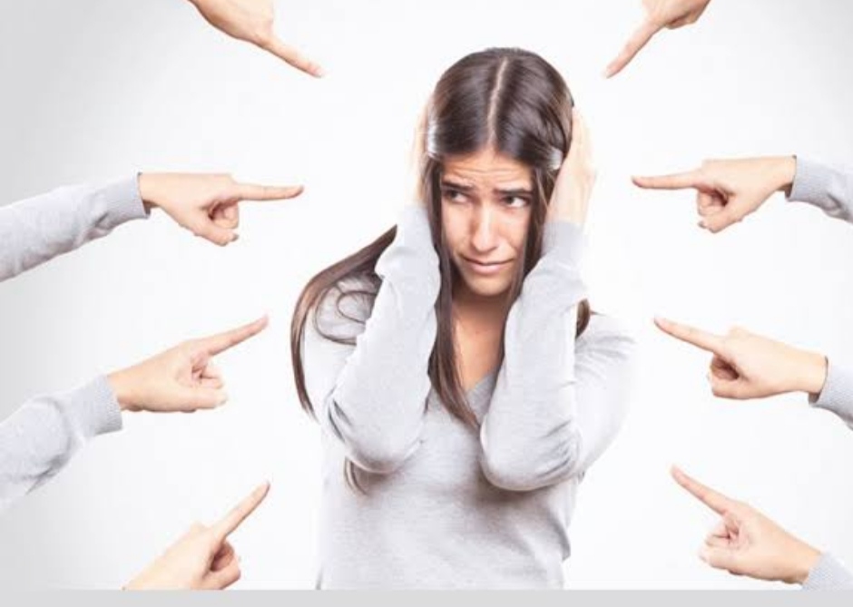 كيف أكون واثقة من شكلي داخل البيت وخارجه؟ 5 كيف أكون واثقة من شكلي داخل البيت وخارجه؟