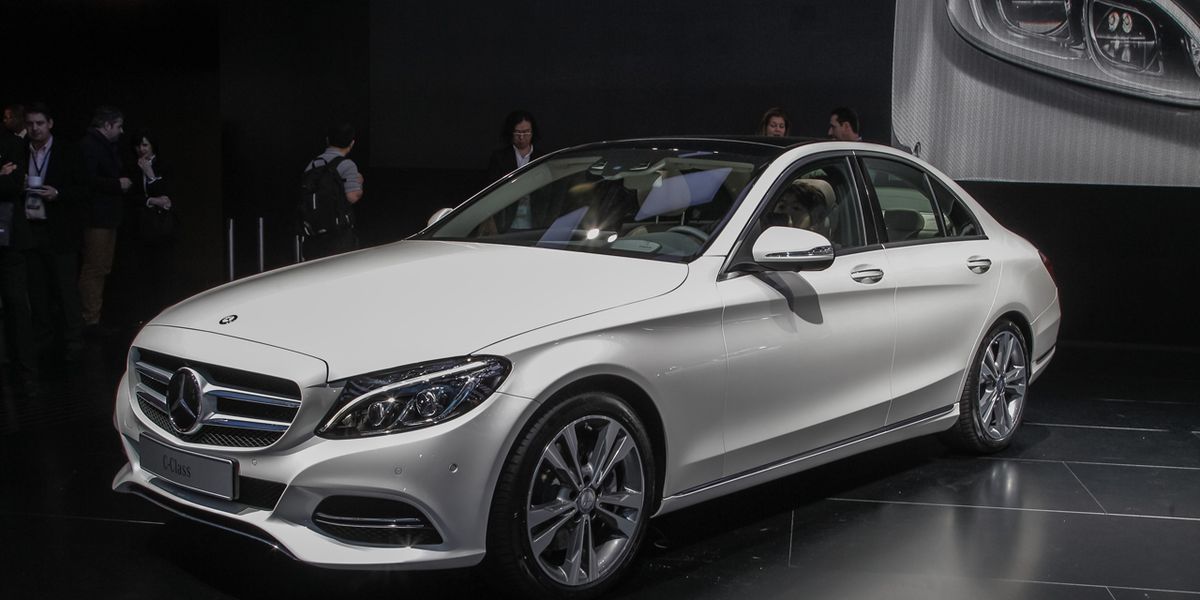"Mercedes Benz" سي كلاس السيارة الألمانية التي تتميز بمساعد الركن الخلفي 5 “Mercedes Benz” سي كلاس السيارة الألمانية التي تتميز بمساعد الركن الخلفي