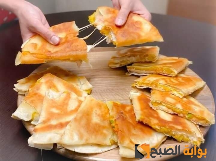 بدون لحوم أو بيض حضري حواوشي البطاطس اللذيذ في الطاسة