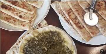 طريقة عمل فطائر الصاج بالزعتر أشهر الفطائر في بلاد الشام