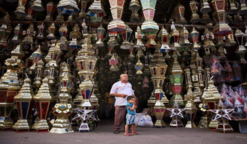 فوانيس رمضان 2024 بأشكال متنوعة وأسعار تبدأ من 75 جنيها وتصل لـ 5000 جنيه
