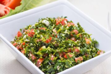طريقة عمل سلطة التبولة اللبنانية على الطريقة الأصلية خطوة بخطوة