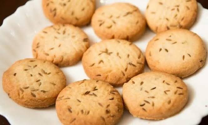 بمكونات بسيطة اعملي كوكيز اليانسون المقرمش بشكل مميز والطعم في حتة تانية