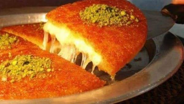 خطوات عمل الكنافة بالمانجو بمكونات اقتصادية وطعم ولا أحلى 5 خطوات عمل الكنافة بالمانجو بمكونات اقتصادية وطعم ولا أحلى