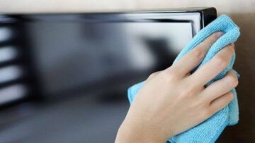 تنظيف الشاشة بخطوات سهلة وسريعة بمكونات متوفرة في المنزل