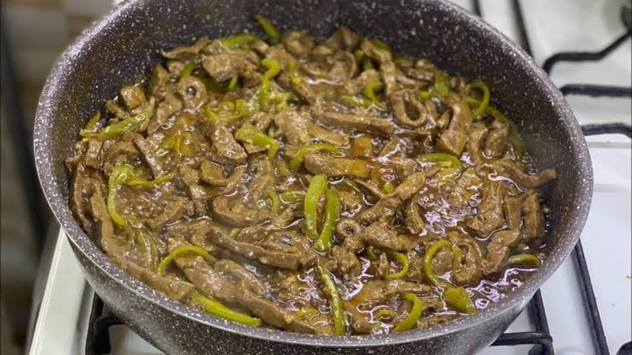 ريحتها هتجيب اخر الشارع.. طريقة الكبدة الاسكندراني بنفس تتبيلة وطعم سندوتشات العربيات