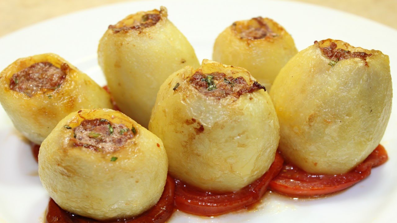 بنص كيلو بطاطس وربع لحمة مفرومة حضري البطاطس المحشية بنكهة وطعم خطير 5 بنص كيلو بطاطس وربع لحمة مفرومة حضري البطاطس المحشية بنكهة وطعم خطير