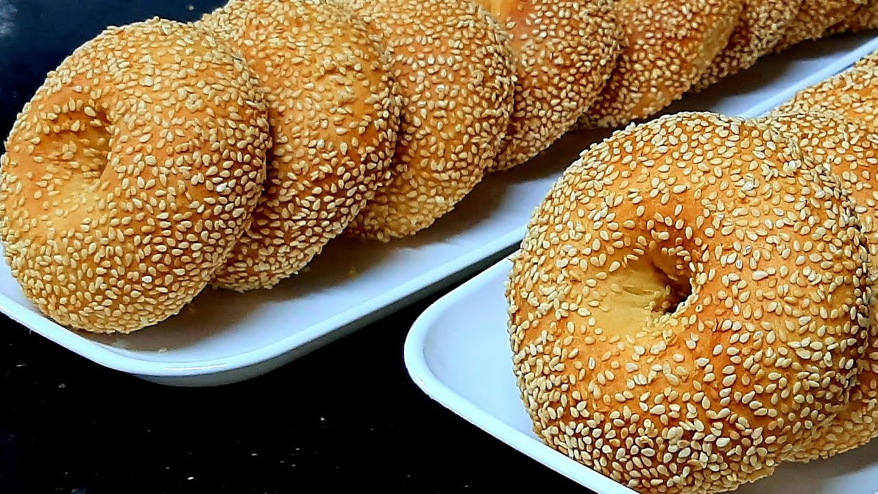 طريقة عمل الكعك السوري بالسمسم الهش واللذيذ في المنزل 5 طريقة عمل الكعك السوري بالسمسم الهش واللذيذ في المنزل