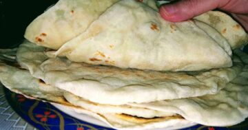طريقة عمل الرقاق الطرى في المنزل بطريقة سهلة وبسيطة