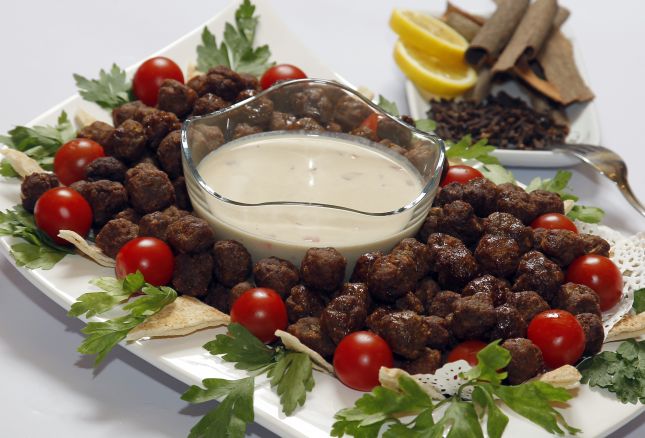 من أشهر الأطباق في المطبخ السعودي...طريقة عمل كباب الميرو الشهي والمميز سهلة وسريعة 6 من أشهر الأطباق في المطبخ السعودي…طريقة عمل كباب الميرو الشهي والمميز سهلة وسريعة