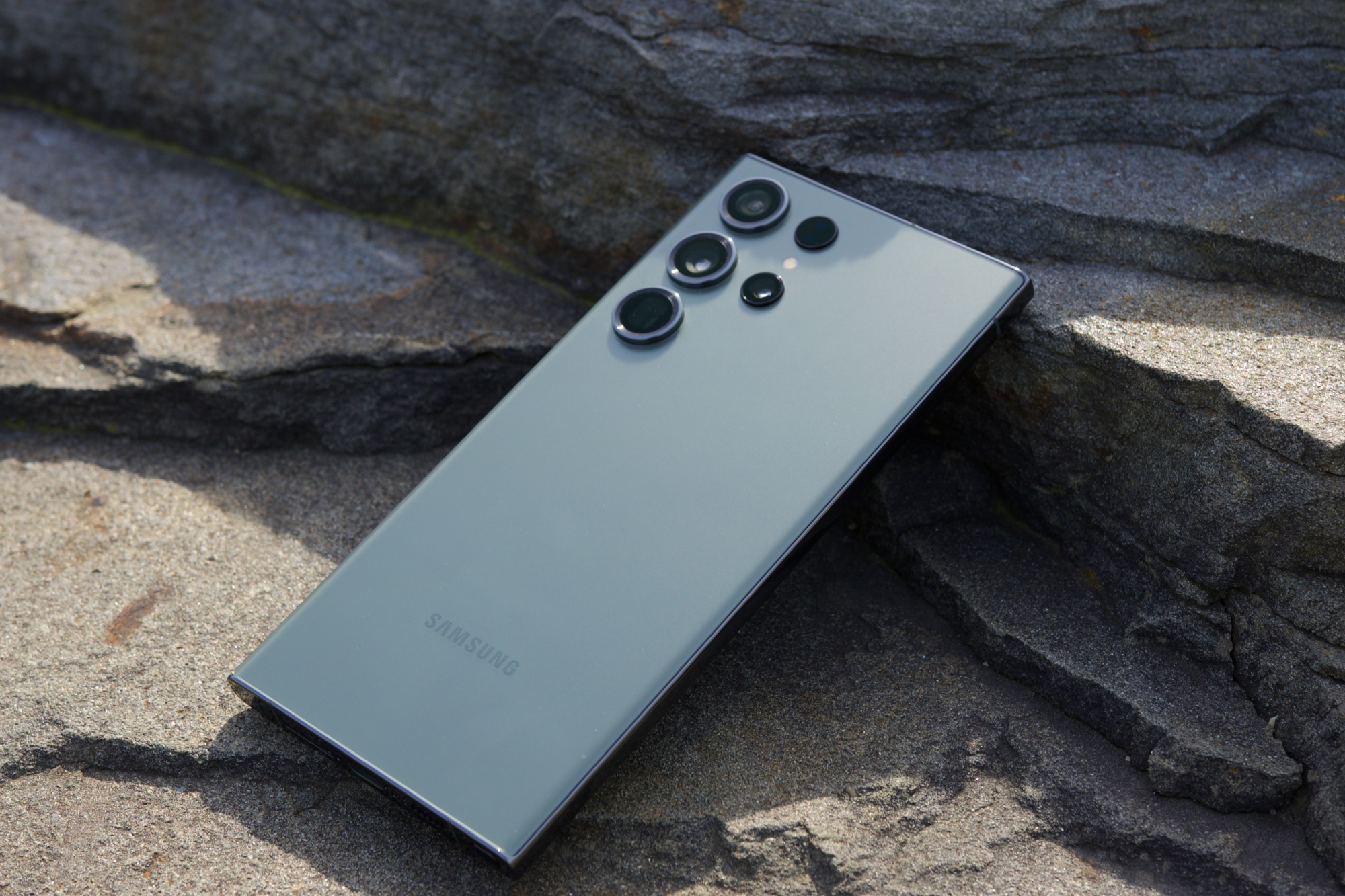 "لعشاق التصوير" مواصفات هاتف Samsung Galaxy S23 Ultra وسعره في المملكة السعودية 5 “لعشاق التصوير” مواصفات هاتف Samsung Galaxy S23 Ultra وسعره في المملكة السعودية