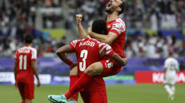 في الوقت القاتل… منتخب الأردن يُقصي منتخب العراق من بطولة كأس آسيا بعد الفوز بنتيجة 2/3