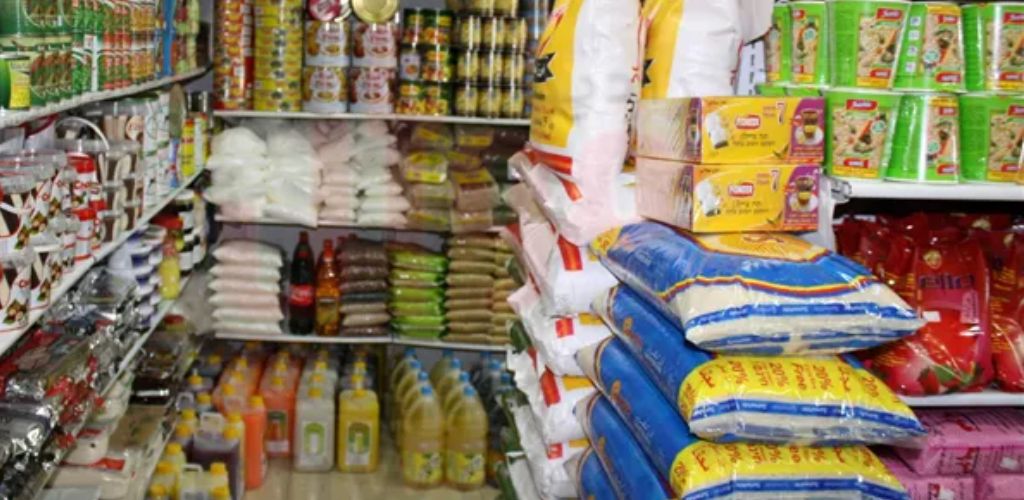 عليها تخفيضات بالجملة.. أسعار السلع الغذائية الأساسية "الزيت - السكر- الأرز" للمواطنين في مبادرة كلنا واحد 5 عليها تخفيضات بالجملة.. أسعار السلع الغذائية الأساسية “الزيت – السكر- الأرز” للمواطنين في مبادرة كلنا واحد