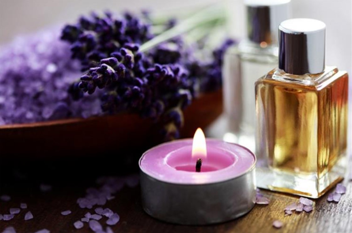 طرق طبيعية لتعطير المنزل مثل الفنادق لمدة شهر بمواد طبيعية 5 طرق طبيعية لتعطير المنزل مثل الفنادق لمدة شهر بمواد طبيعية