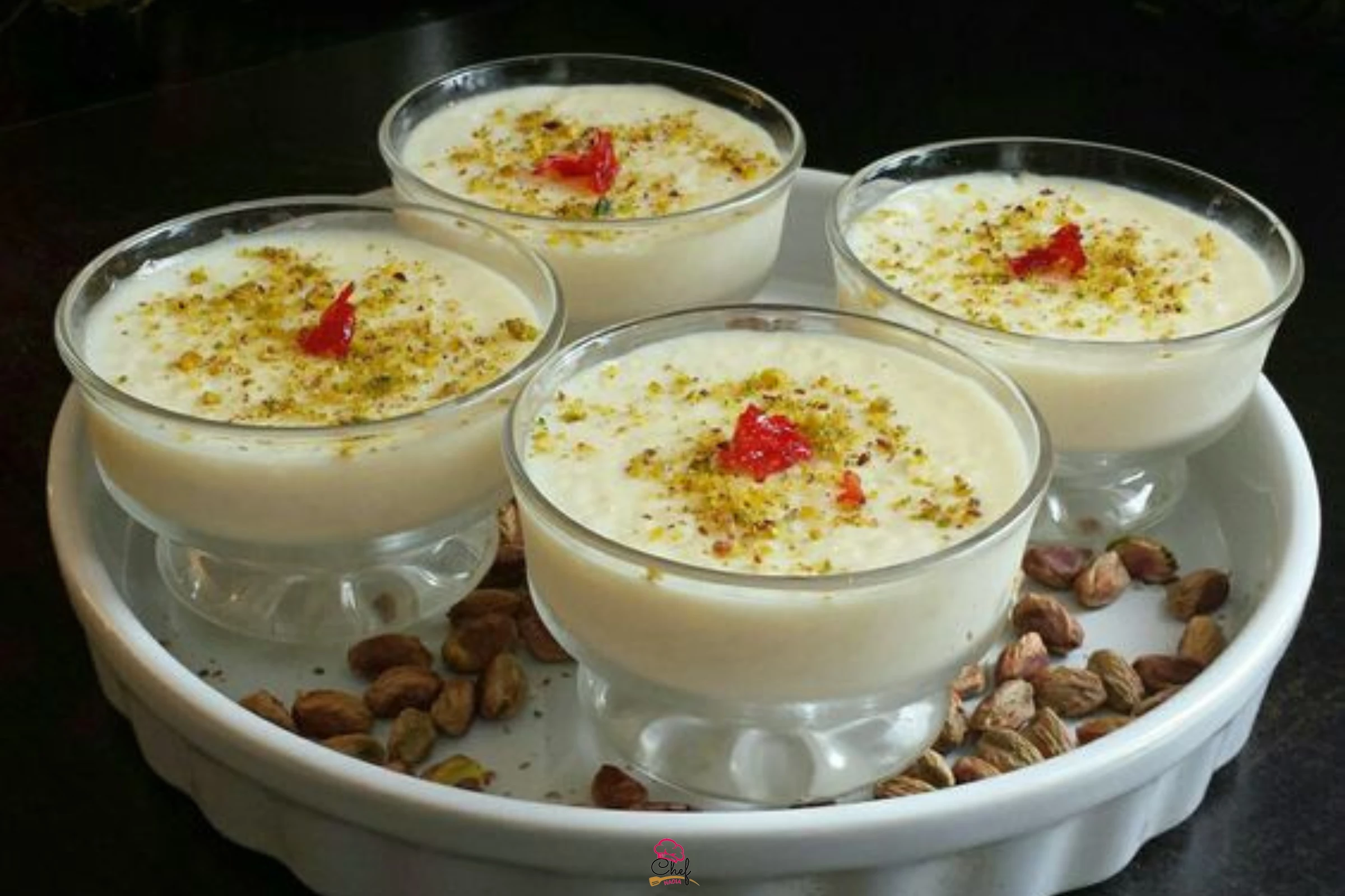 الأرز بالحليب والقشطة.. مش هتبطلي تعمليه بالطريقة دي 5 الأرز بالحليب والقشطة.. مش هتبطلي تعمليه بالطريقة دي