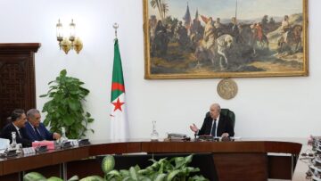 “55 ألف دينار” تفاصيل زيادة أجور أساتذة التعليم العالي في الجزائر 2024.. مجلس الوزراء يُوضح