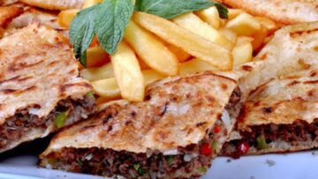 البلدي يوكل.. طريقة عمل الحواوشي البلدي الاقتصادي بنص كيلو لحمة مفرومة بس