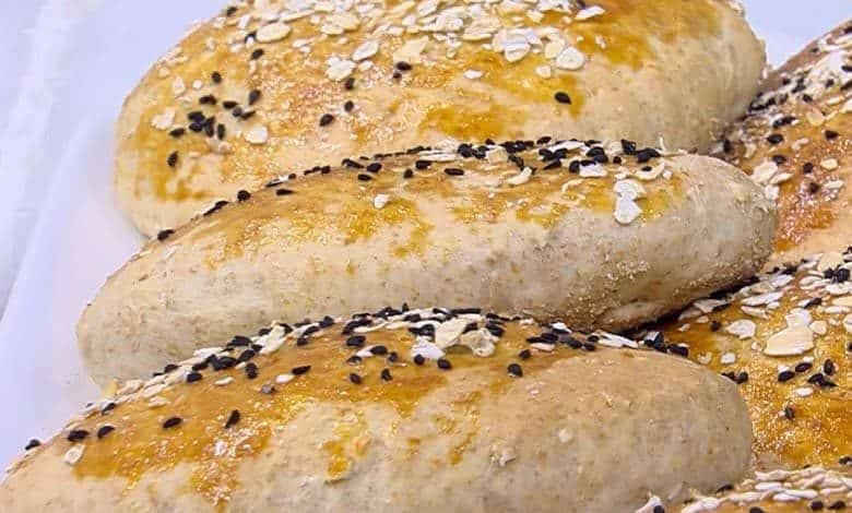 العيش الفينو بالشوفان.. في فترات الدايت إعملي أشهى السندوتشات الصحية مشبعة ولذيذة