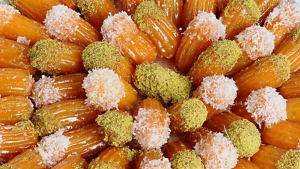 اعملي بلح الشام زي المحلات في بيتك.. سر القرمشة والطعم اللذيذ 5 اعملي بلح الشام زي المحلات في بيتك.. سر القرمشة والطعم اللذيذ