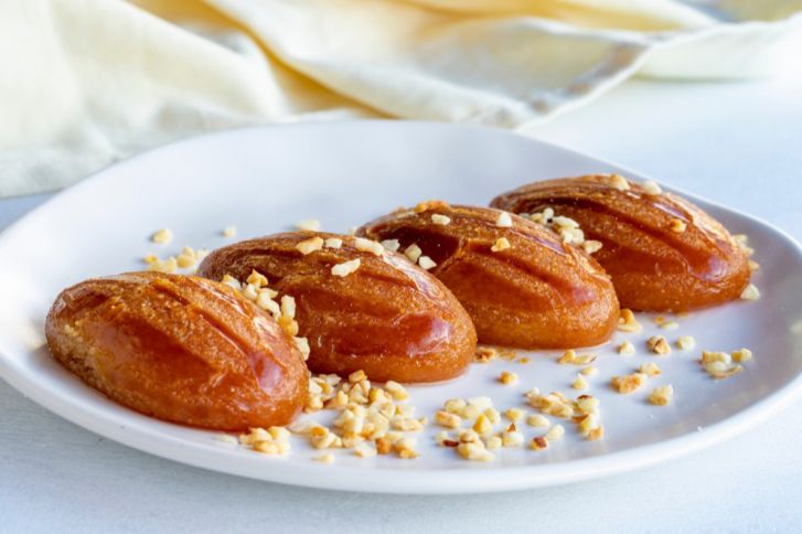رموش الست..خطوات تحضيرها بكل سهولة مثل الجاهزة