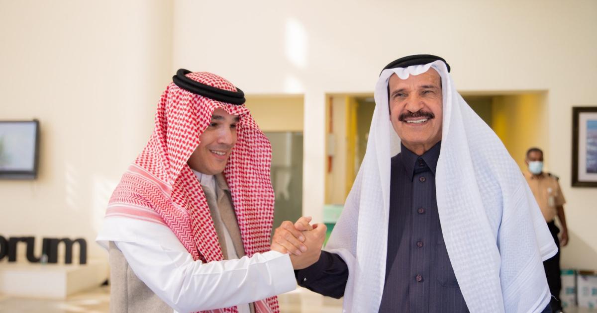 مجلس إدارة نقابة الصحفيين يعقد اجتماعه الأول.. وينتخب العضوين الأحمري رئيساً وفيصل عباس نائباً 5 مجلس إدارة نقابة الصحفيين يعقد اجتماعه الأول.. وينتخب العضوين الأحمري رئيساً وفيصل عباس نائباً