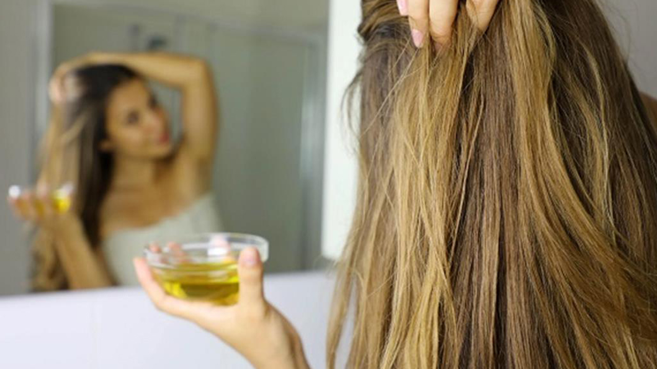 ماسك طبيعي يخلصك من قشرة الشعر وزيادة كثافته