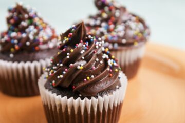 طريقة عمل الكب كيك في المنزل اعمليه وفرحي أولادك