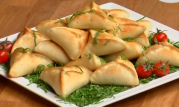 يا حلاوة طعمها معجنات بحشوة الجبن والسبانخ: طعم لذيذ وهشاشة مميزة للعشاء الخفيف الرائع
