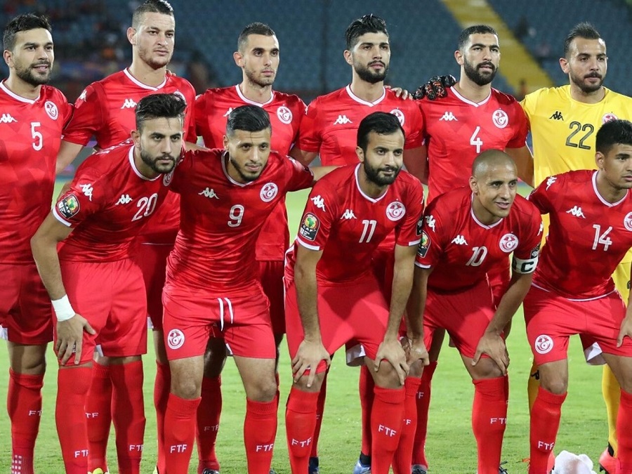 رؤوف خليف: تونس بعيدة عن مستواها في كأس الأمم الأفريقية ويحدد مرشحان للفوز بالبطولة