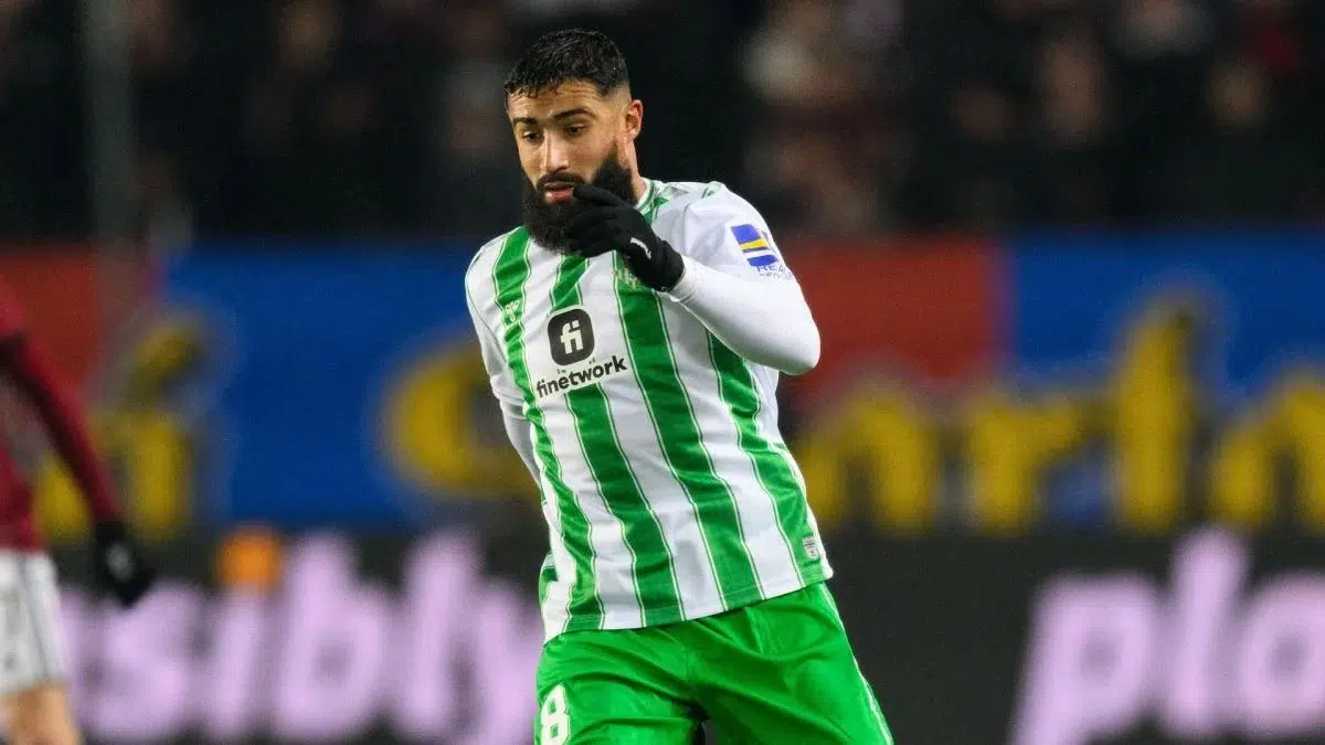 الهلال يرغب في التعاقد مع نجم ريال بتيس في موسم الانتقالات الشتوية