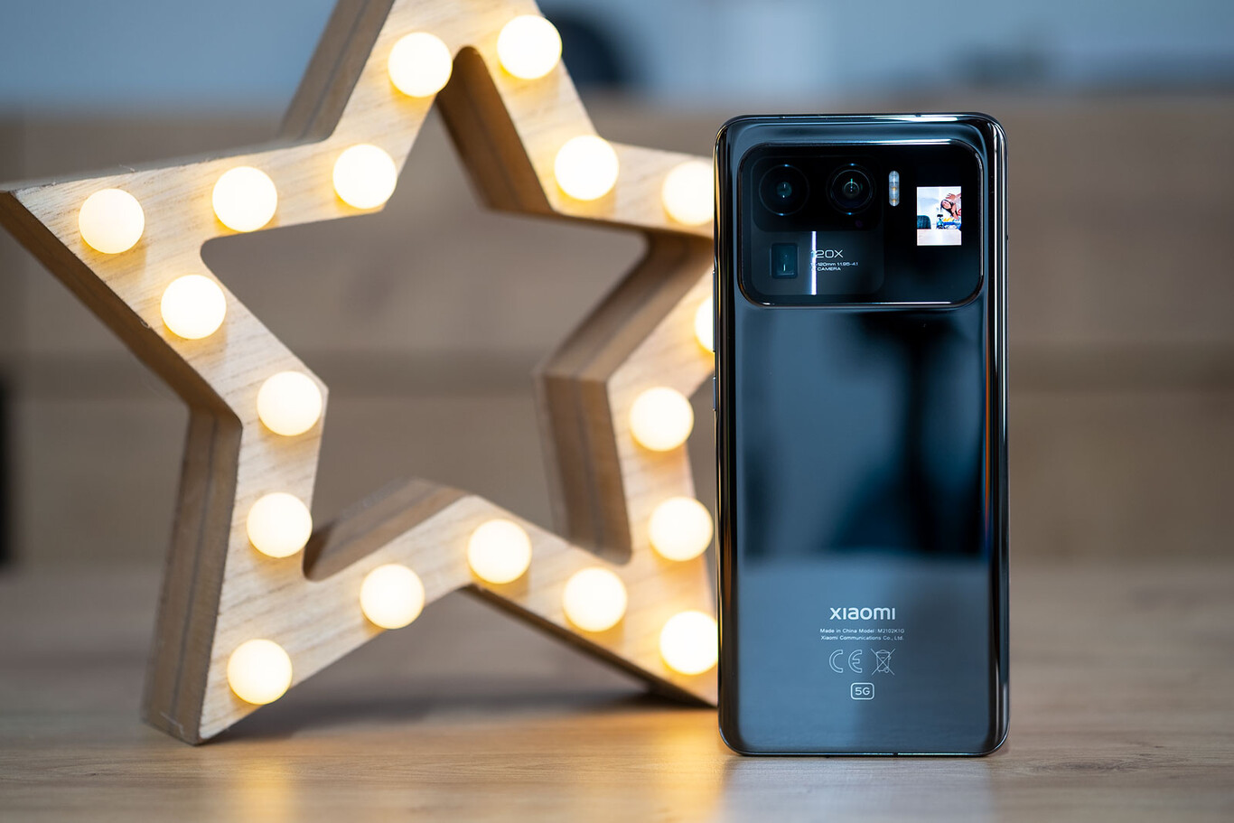 مواصفات Xiaomi Mi 11 Ultra: هاتف ذكي بشاشة ثانوية وكاميرا مذهلة 5 مواصفات Xiaomi Mi 11 Ultra: هاتف ذكي بشاشة ثانوية وكاميرا مذهلة