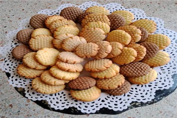 بسكوت أقتصادى بدون بيض أو لبن أو زبدة أو سمن مثالى للشاى والقهوة ووفرى فلوسك