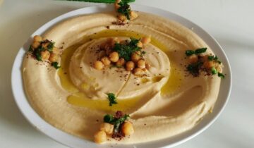 طريقة عمل الحمص بالطحينة في المنزل بسهولة دون تعب ولا تكاليف