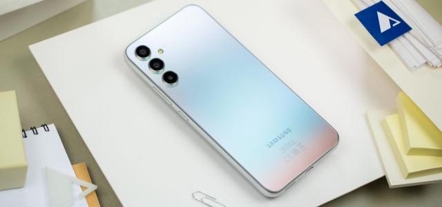 سامسونج تتحدى غلاء الأسعار بـ Galaxy F15 5G الجديد| أرخص هاتف شبابي بكاميرا تبحث عنها 5 سامسونج تتحدى غلاء الأسعار بـ Galaxy F15 5G الجديد| أرخص هاتف شبابي بكاميرا تبحث عنها