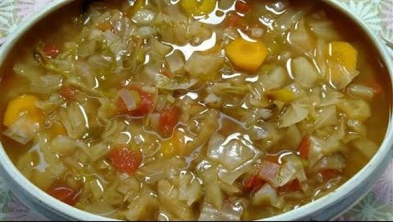 شوربة الكرنب المغذية المفيدة هتساعدك في نزول الوزن وتنظيف جهازك الهضمي من السموم 5 شوربة الكرنب المغذية المفيدة هتساعدك في نزول الوزن وتنظيف جهازك الهضمي من السموم