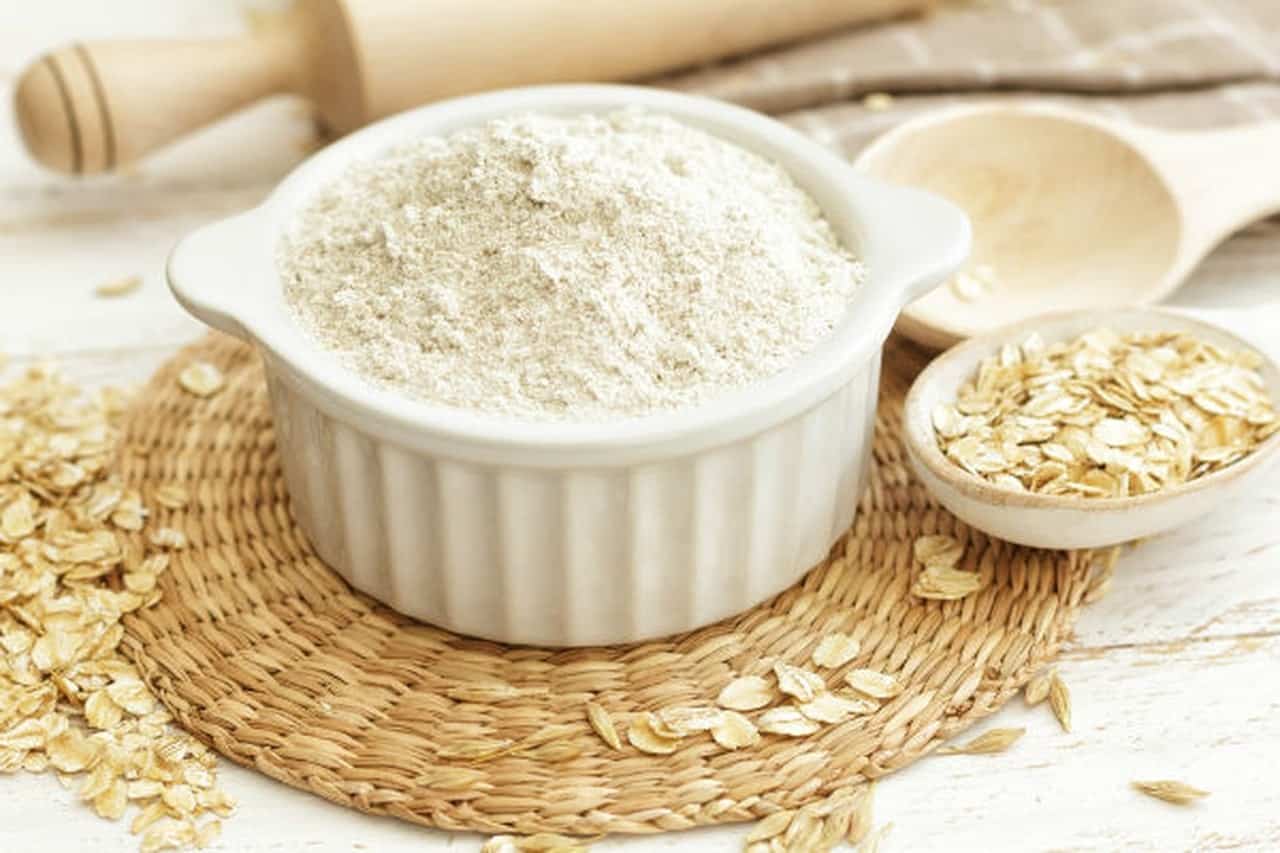 نصائح ووصفات منزلية للتخلص من مشكلة تقشر الوجه والحصول على بشرة أكثر نضارة 5 نصائح ووصفات منزلية للتخلص من مشكلة تقشر الوجه والحصول على بشرة أكثر نضارة