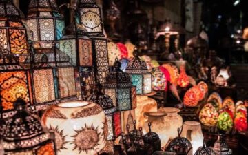 تبدأ من 10 جنيه وتصل إلى 5000 جنيه .. أسعار فوانيس رمضان 2024