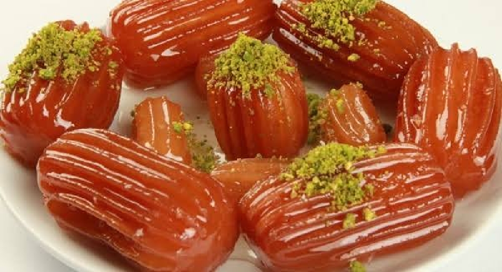 أسرار نجاح حلويات شرقية بلح الشام المقرمش الذهبي حلى لا يقاوم 5 أسرار نجاح حلويات شرقية بلح الشام المقرمش الذهبي حلى لا يقاوم