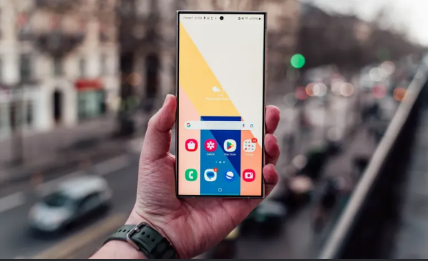مشاكل مستمرة في شاشات Galaxy S24 Series.. سامسونج تتجاوز الصمت 5 مشاكل مستمرة في شاشات Galaxy S24 Series.. سامسونج تتجاوز الصمت
