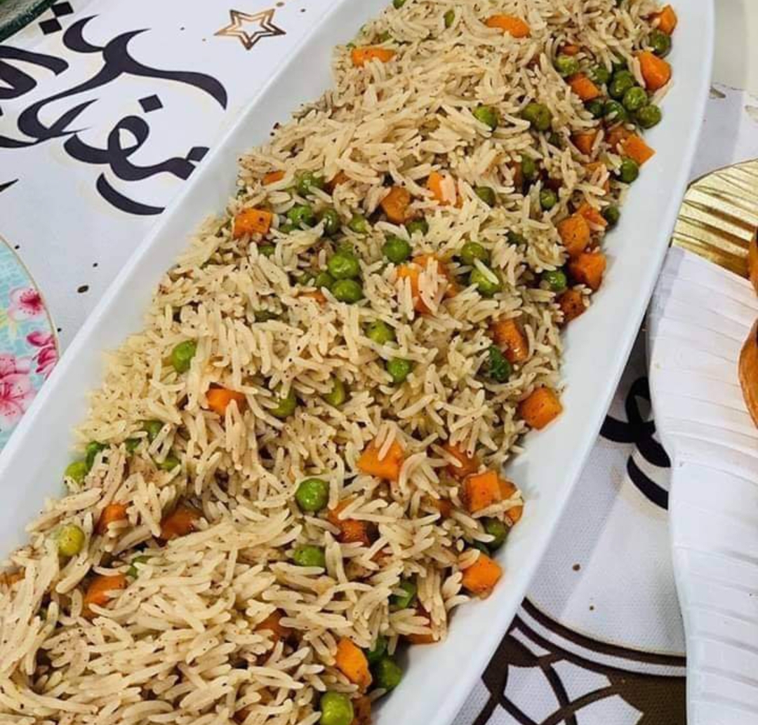 الأرز البسمتي بالبازلاء والجزر طبق سهل ولذيذ ومغذي بمكونات بسيطة 5 الأرز البسمتي بالبازلاء والجزر طبق سهل ولذيذ ومغذي بمكونات بسيطة