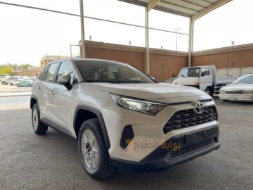 تويوتا راف فور 2024 Toyota RAV4 عملاق الطريق بمحرك قوى وتصميم مختلف