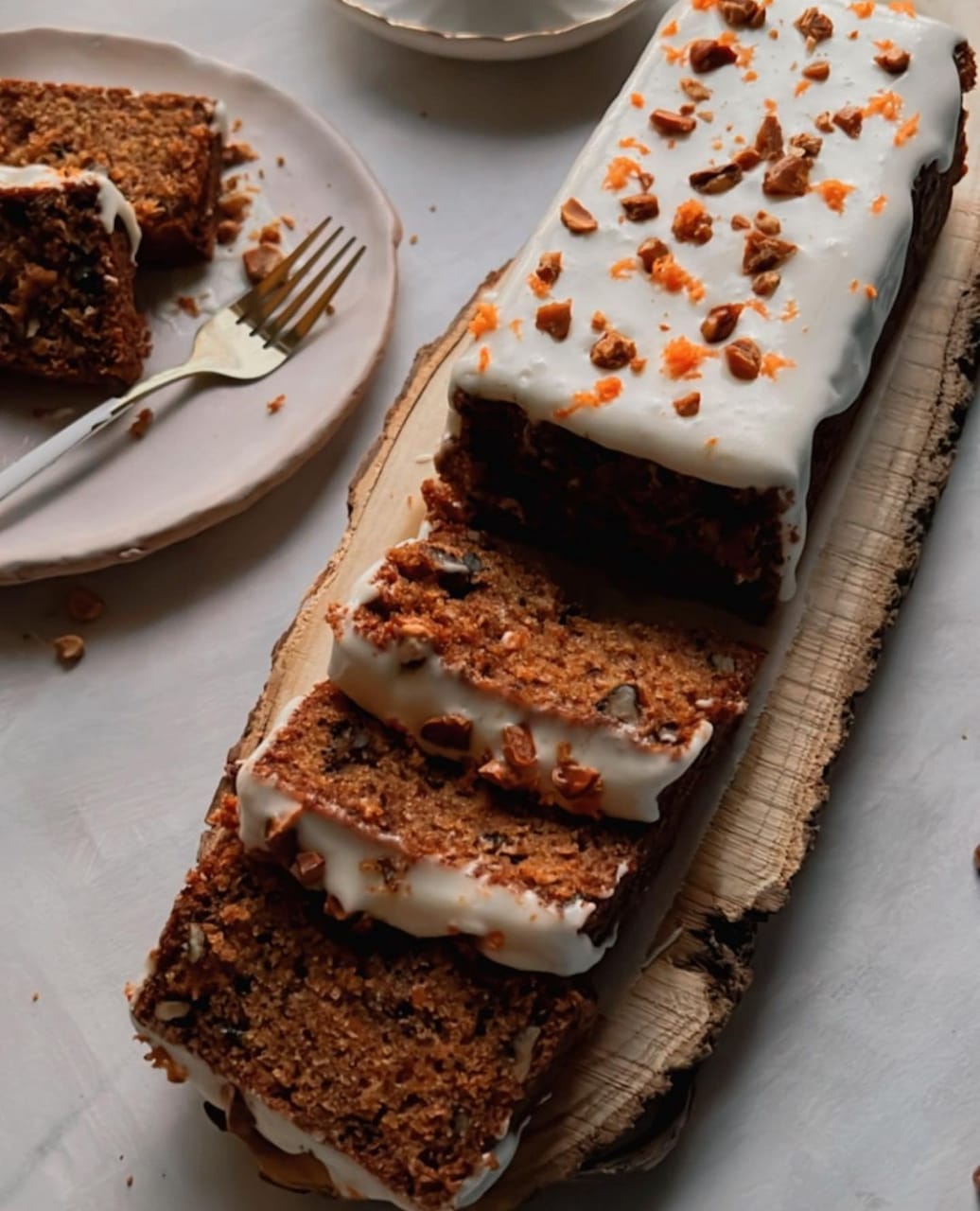 ال "carrot cake" كيكة الجزر بأسهل وصفة وطعمها أحلى من كيك ستاربكس 5 ال “carrot cake” كيكة الجزر بأسهل وصفة وطعمها أحلى من كيك ستاربكس