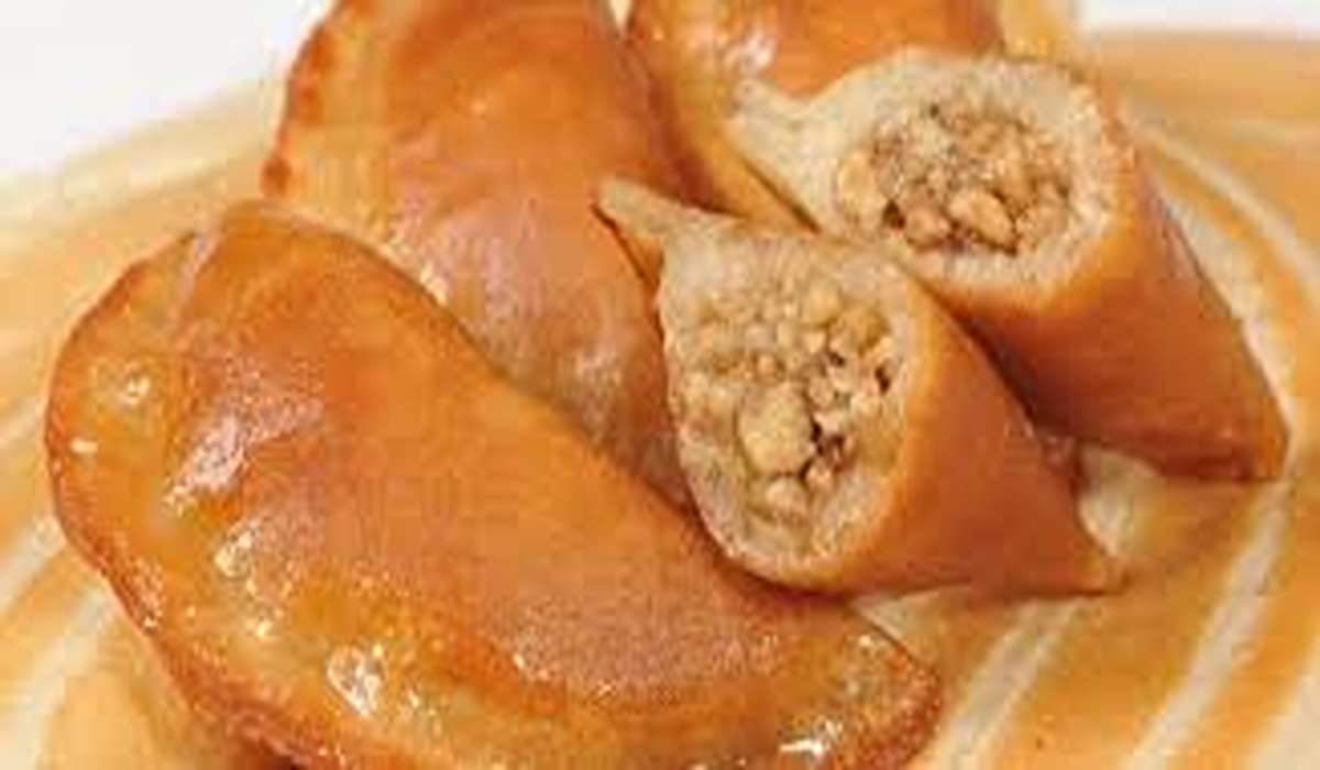 اتعلميها من دلوقتي عشان تظبط في رمضان مية مية… طريقة عمل عجينه القطايف باحلى طعم وقرمشة رهيبة