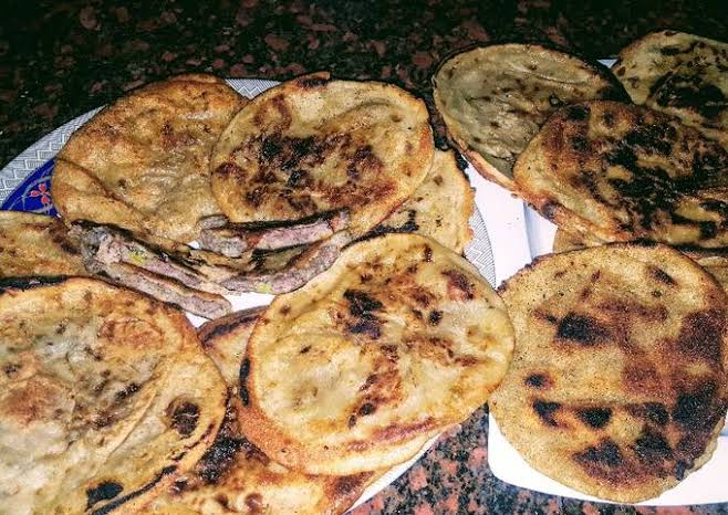 ولا بتاع المطاعم الكبيرة.. وفري ودبري وأحلى أطعم وألذ حواوشي بالعيش البلدي في منزلك