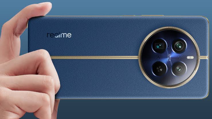 "تصميم فخم وسعر خرافي" Realme 12 Pro Plus في الأسواق بإمكانيات جبارة 5 “تصميم فخم وسعر خرافي” Realme 12 Pro Plus في الأسواق بإمكانيات جبارة