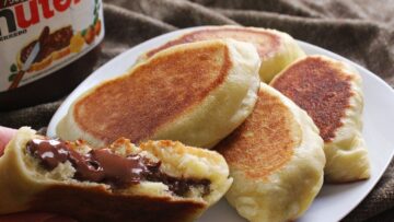 فطائر النوتيلا في الطاسة بقوام طري مورق وطعم خرافي هتعمليها كل يوم من حلاوتها