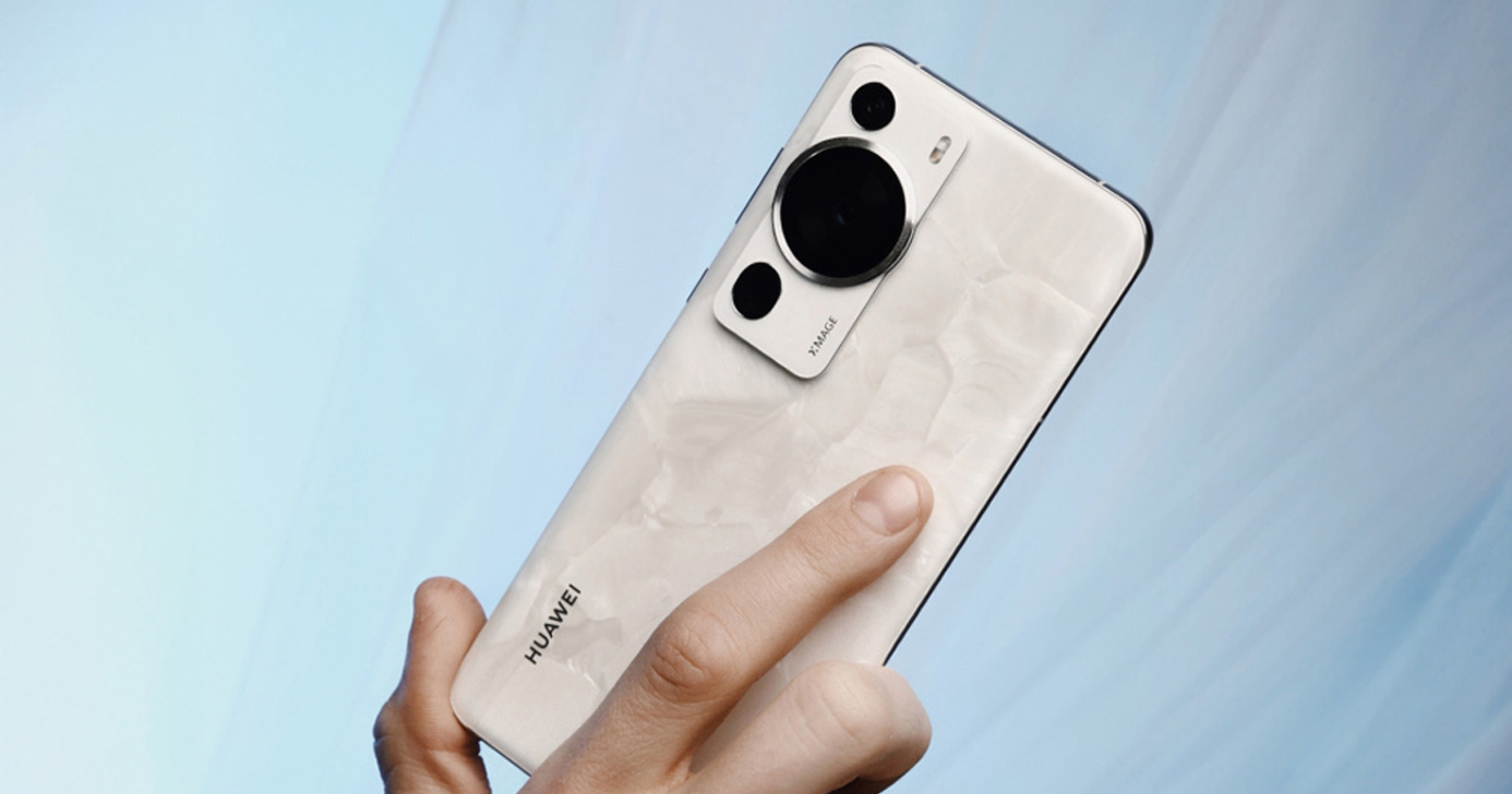 ميزة في الكاميرا لم توجد من قبل.. هواوي تعلن عن هاتفها الجديد Huawei P70 وسعره في المملكة والدول العربية 5 ميزة في الكاميرا لم توجد من قبل.. هواوي تعلن عن هاتفها الجديد Huawei P70 وسعره في المملكة والدول العربية
